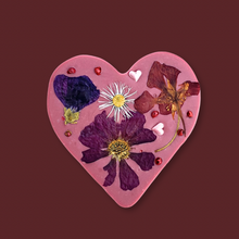 Afbeelding in Gallery-weergave laden, Hart bloemenreep ruby Valentijn
